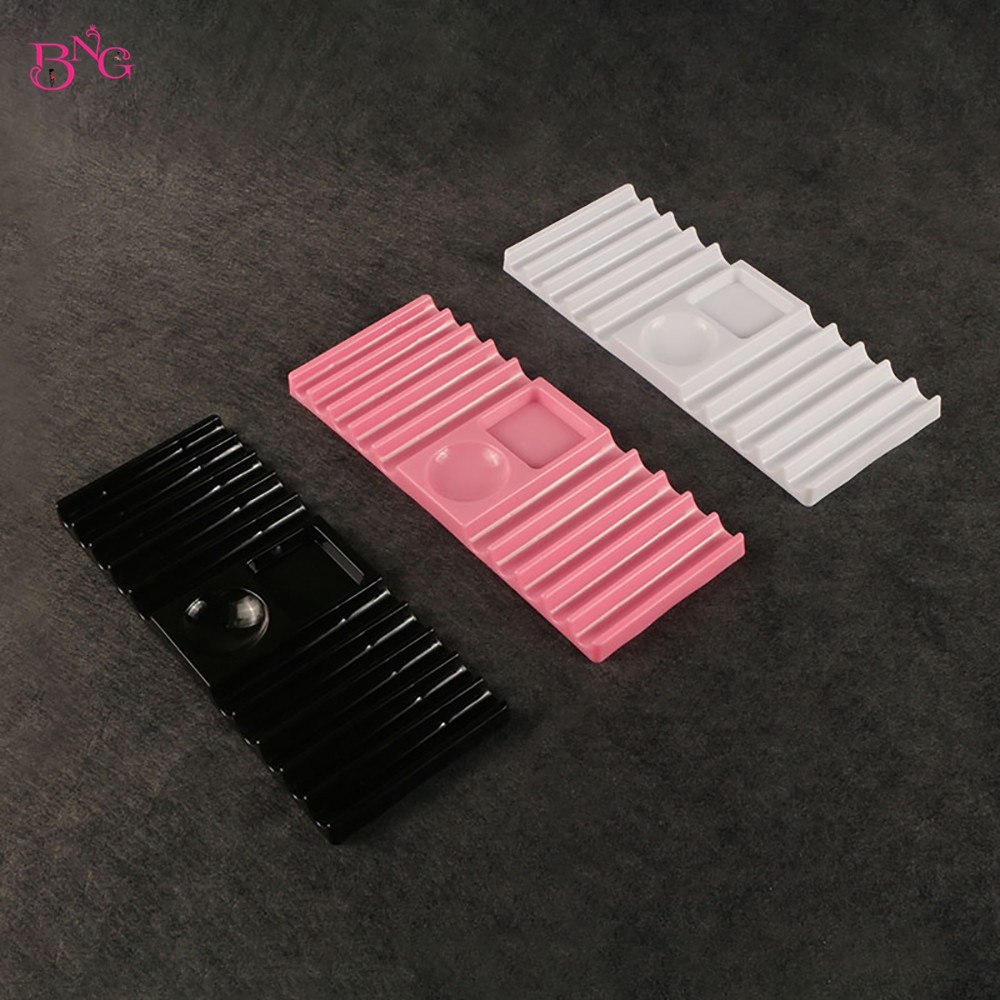 Penyangga Pena Plastik BNG Dua - Nail Fan Brush ulasan dan harga
